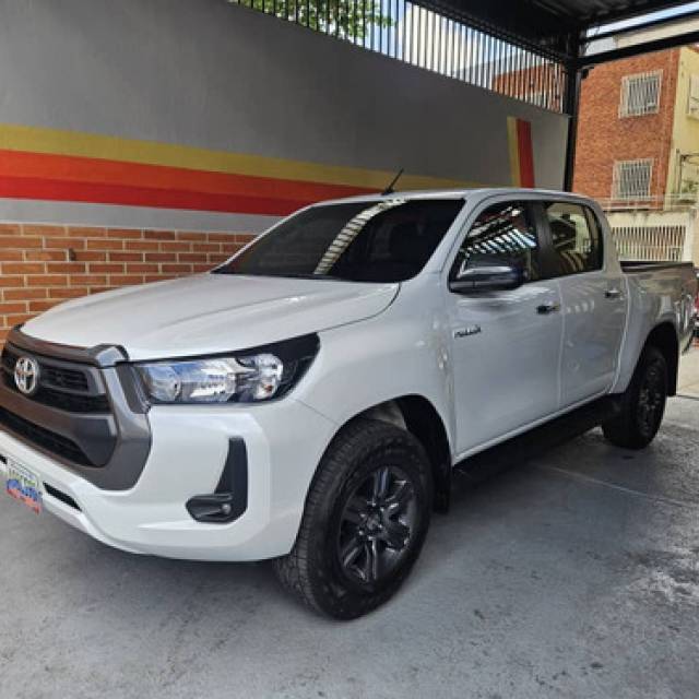 Toyota Hilux 2024 Mun. Libertador (Sur)