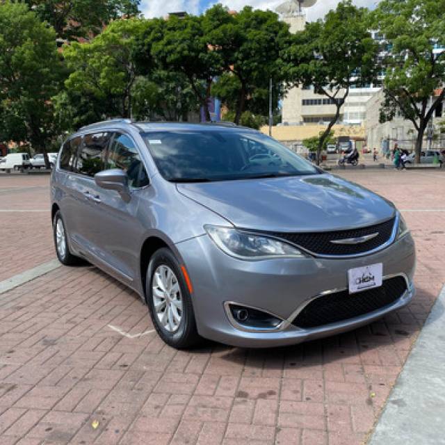 Chrysler Pacifica 2019 Mun. Baruta (sureste)