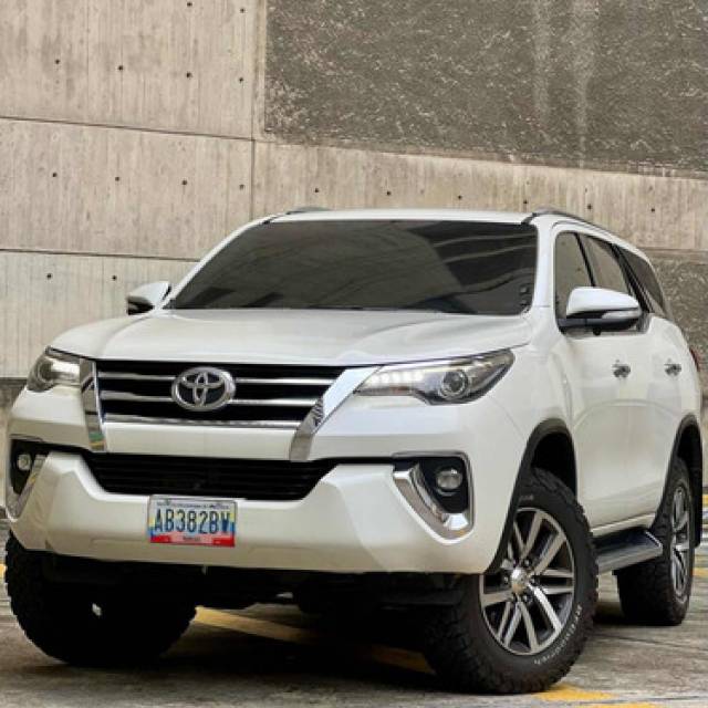Toyota Dubai 2017 Mun. Libertador (Suroeste)